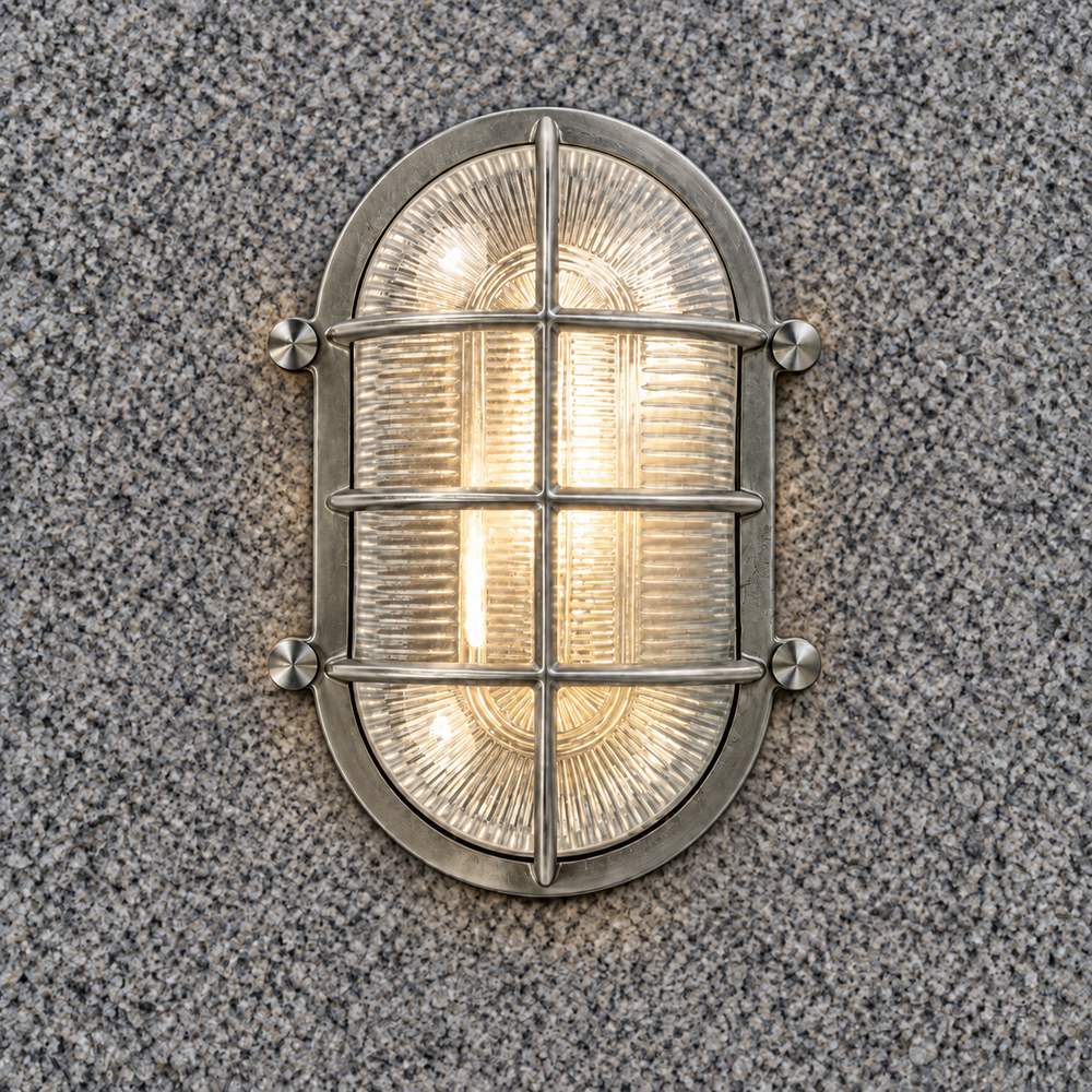Lighthouse Large oval bulkhead light - Image 4
